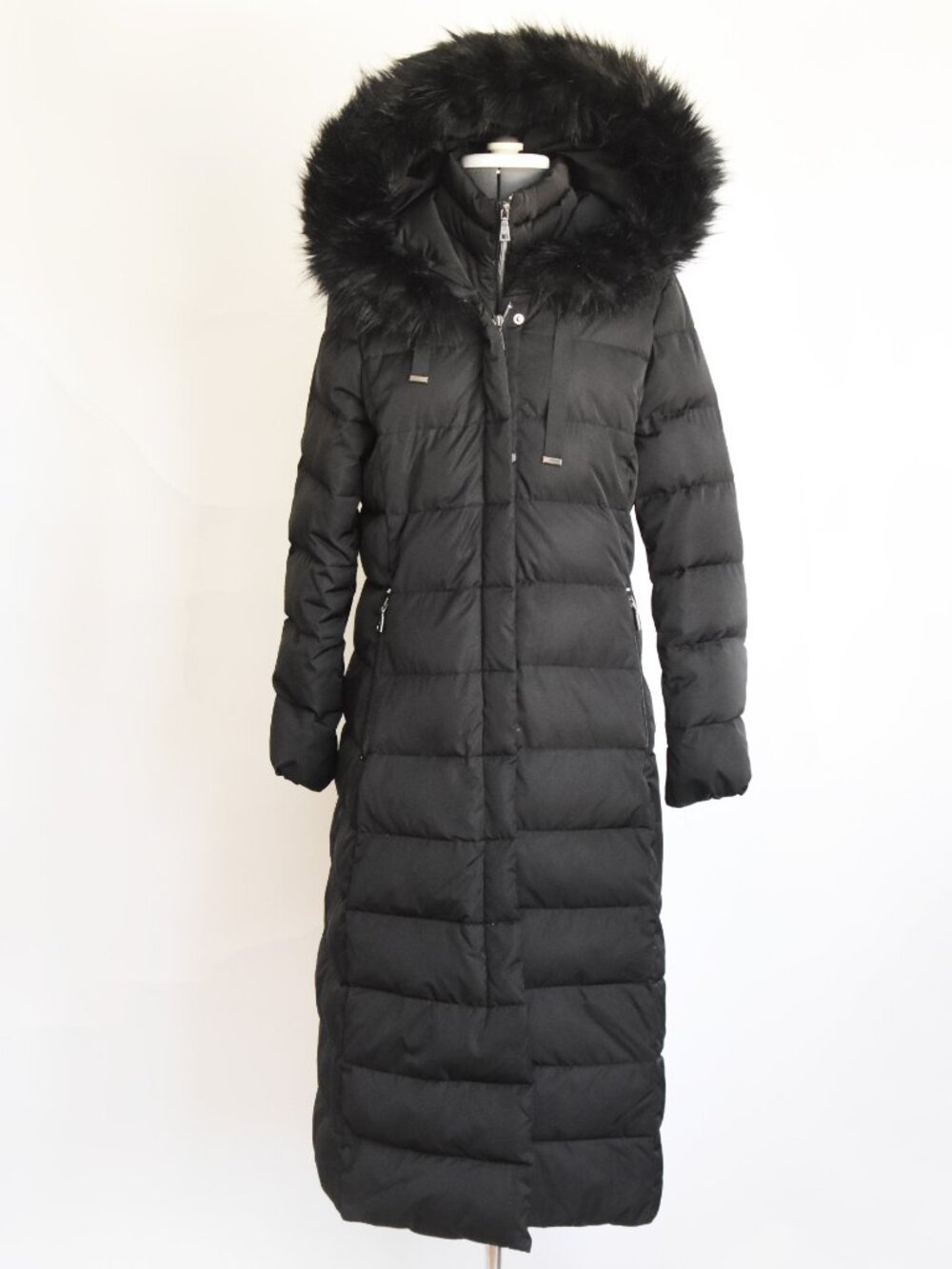 TAHARI Black Down Maxi Puffer Coat Removable Faux Fur Hood Inner Bib Size M